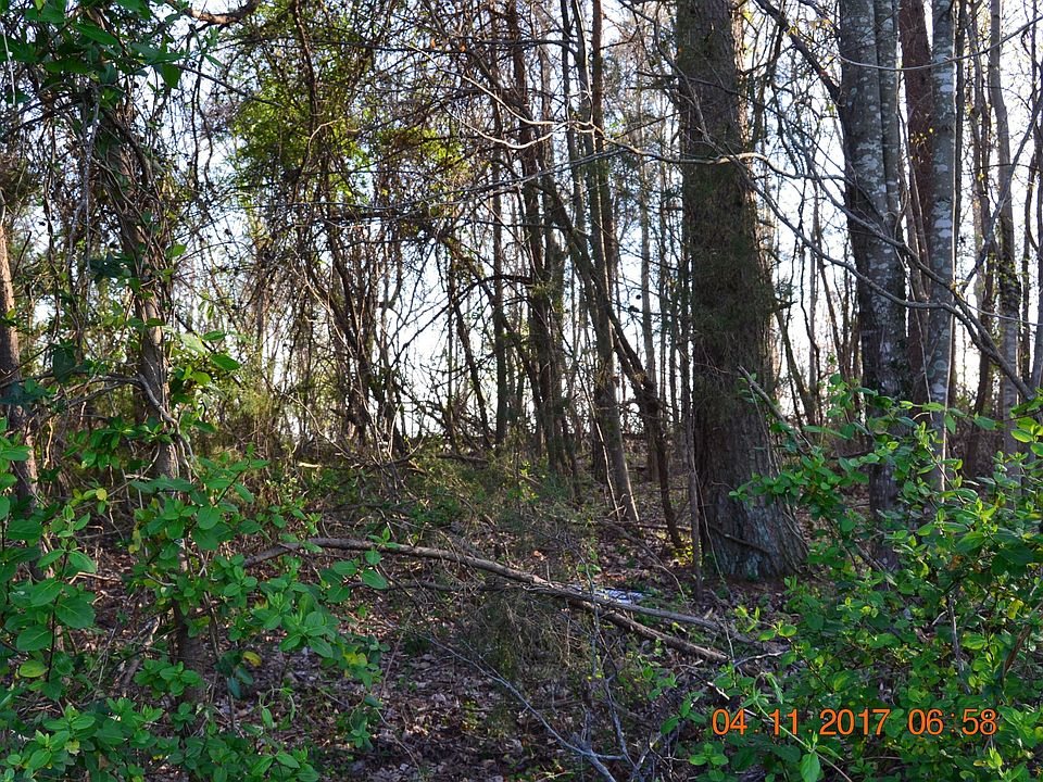 2nd image of 0 Waverly Cir Lot 23