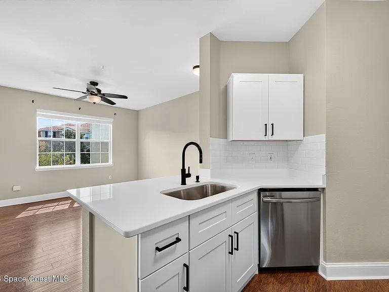 5692 Star Rush Dr #205 — Photo 14