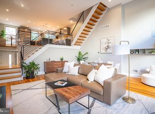 1028 N Leithgow St, Philadelphia, PA 19123