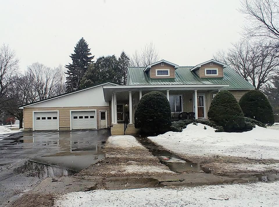 1st image of 140 Park St