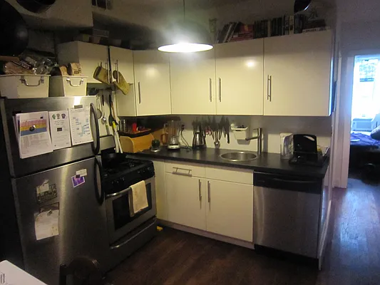 Rented by Wyckoff Heights Realty Inc. | media 33