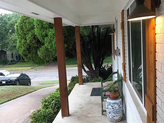 3rd image of 2633 Forest Park Blvd #2635