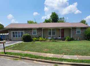 909 Sheridan Ct, Chattanooga, TN 37406