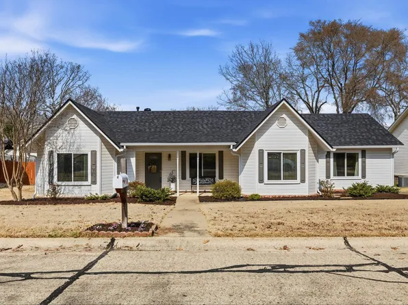 4 Briarstone Dr, Sherwood, AR 72120