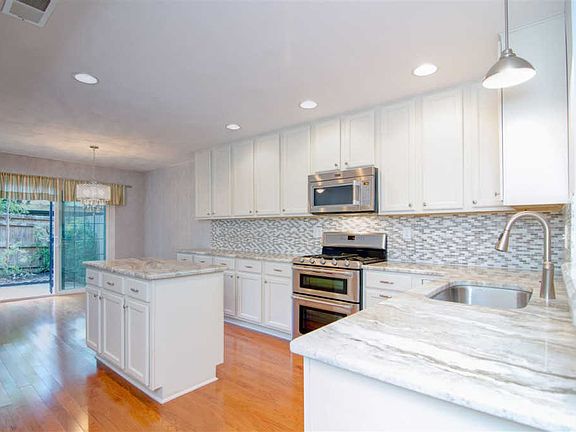 5th image of 435 N Highland St APT 6