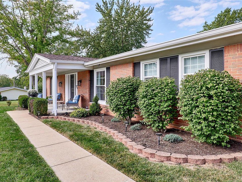 587 Fieldstone Ln, Ballwin, MO 63011 Zillow