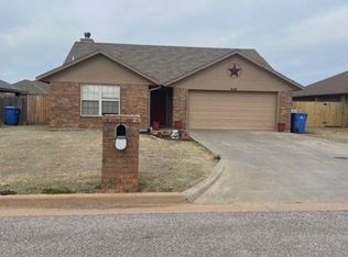 446 NW Granite Ave, Cache, OK 73527