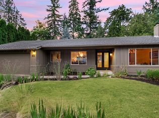 15 Churchill Downs, Lake Oswego, OR 97035