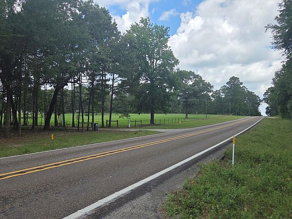 2nd image of 4644 N Fm 1486 Rd
