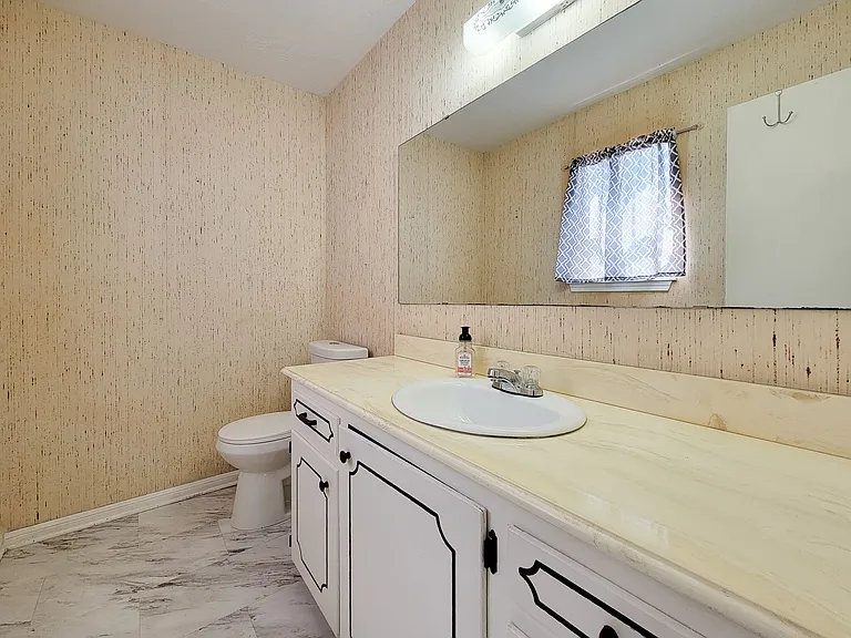 1815 Country Village Blvd — Photo 13
