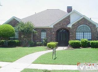 7105 Falcon Dr, Plano, TX 75025