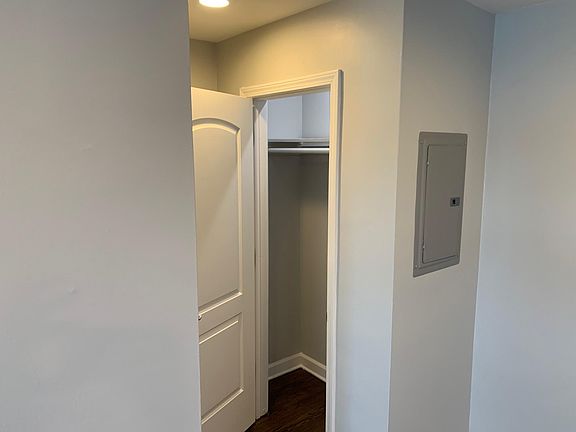 3rd image of 9040 Bronx Ave #2N