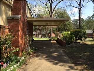 2nd image of 3731 Bridlewood Dr