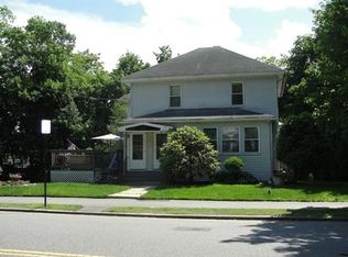 542 Chandler St #2, Worcester, MA 01602