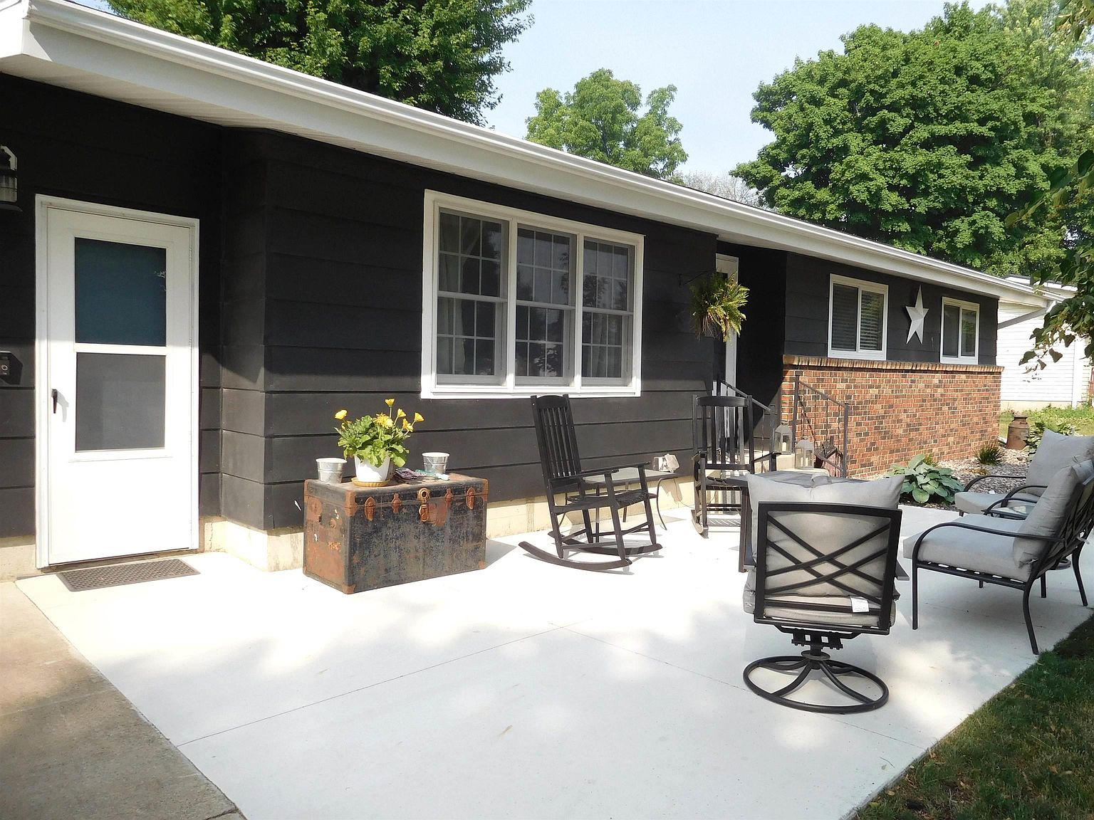 219 W Merrill St, Lime Springs, IA 52155 Zillow