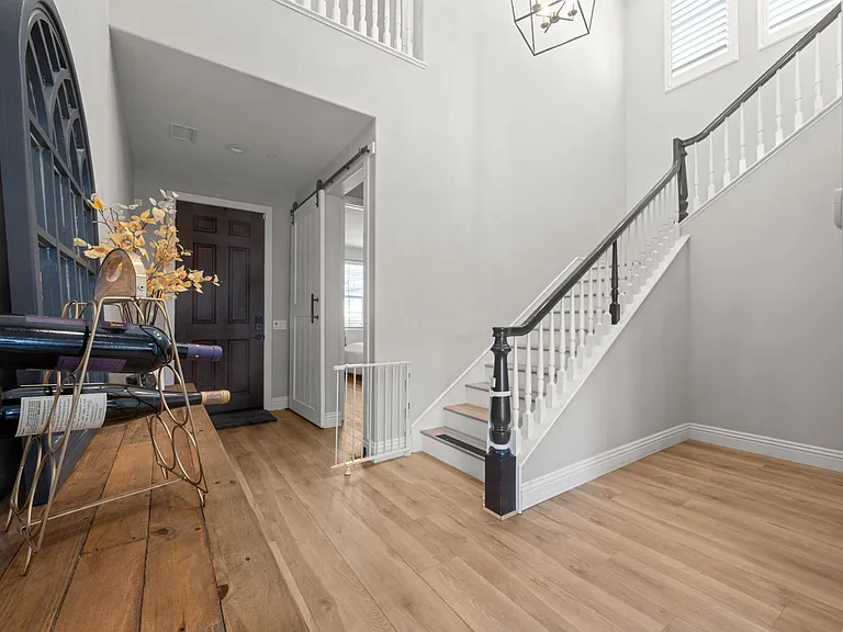 18980 Lauren Ln — Photo 44