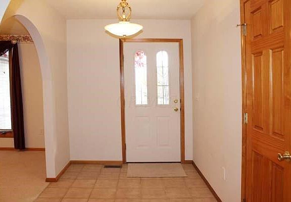 4th image of 187 Brandon Dr