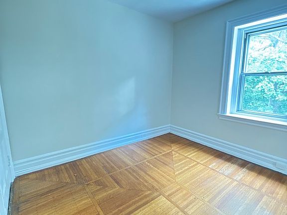 2nd image of 236 W Harvey St #2R