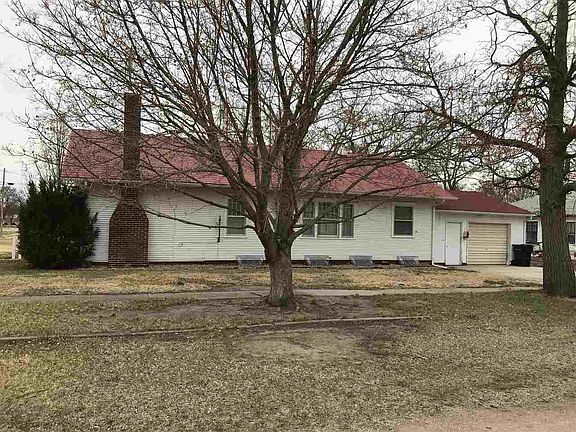 4th image of 619 7th St