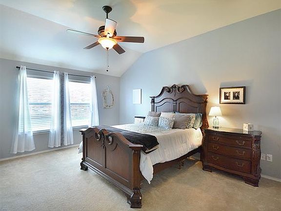 5th image of 4228 Enchanted Rock Ln