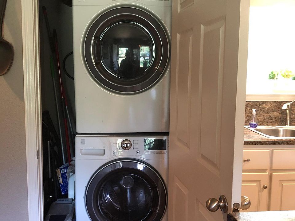 1st image of 4701 Rose Ln