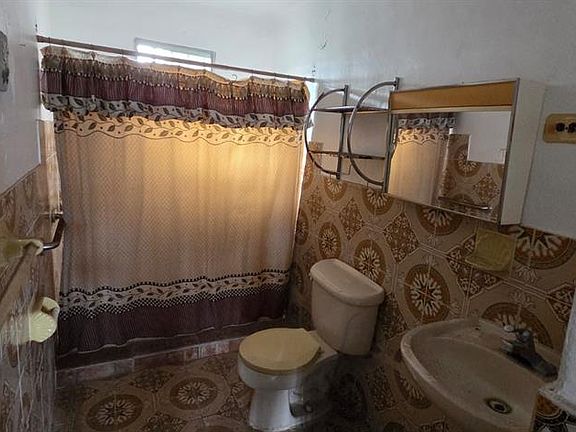 5th image of 62 Criatobal Colon Br