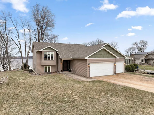 6905 Garfield Trl, Faribault, MN 55021