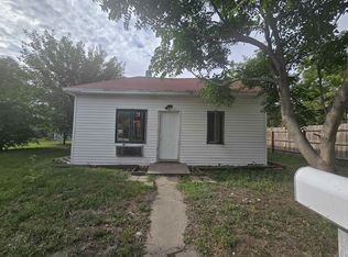 108 E 2nd St, Concordia, KS 66901