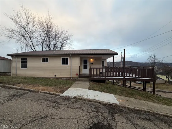 3510 Trumbull St, Bellaire, OH 43906