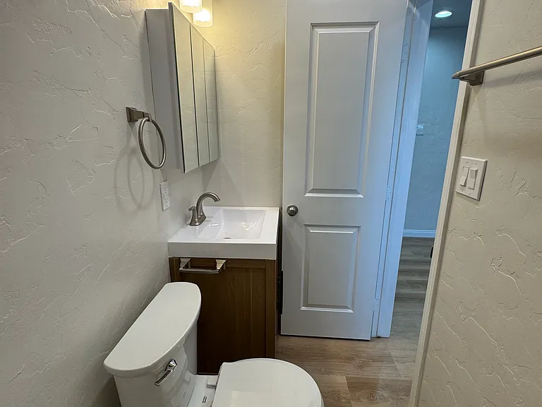 Full bathroom