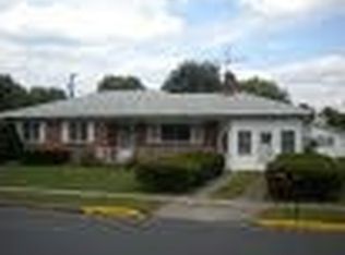 11 American Legion Blvd, Pine Grove, PA 17963
