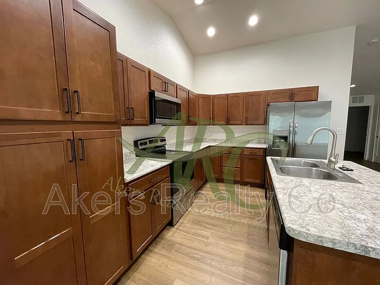 968 S Coral Pl — Photo 5
