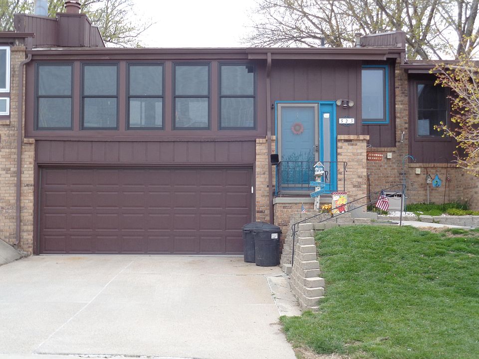 1st image of 523 N 8th Ave