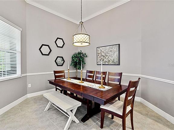 3rd image of 3261 Heirloom Rose Pl