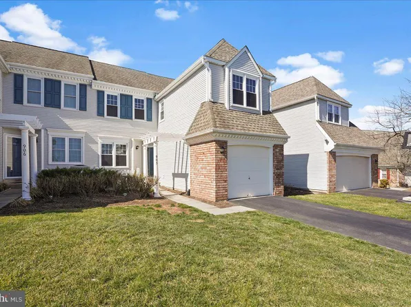 905 Samantha Cir, Chester Springs, PA 19425