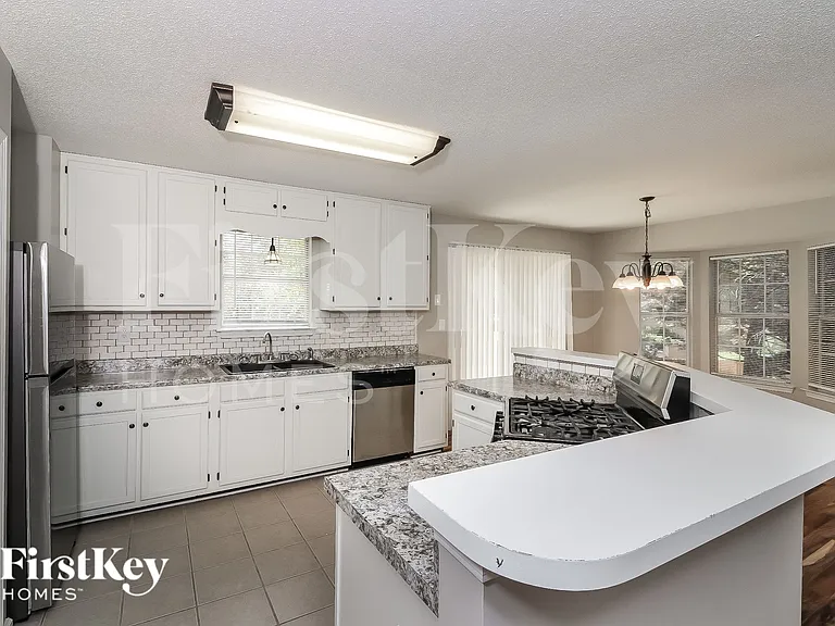 45 Collins Ln — Photo 10