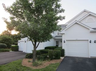 127 Northlight Passe, Lake In The Hills, IL 60156