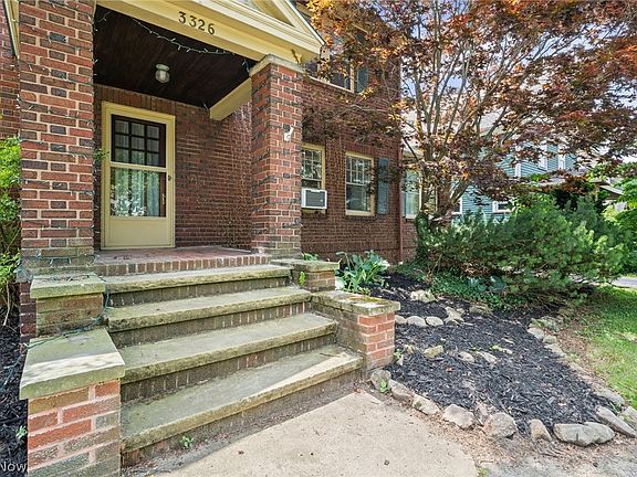 3rd image of 3326 Dellwood Rd