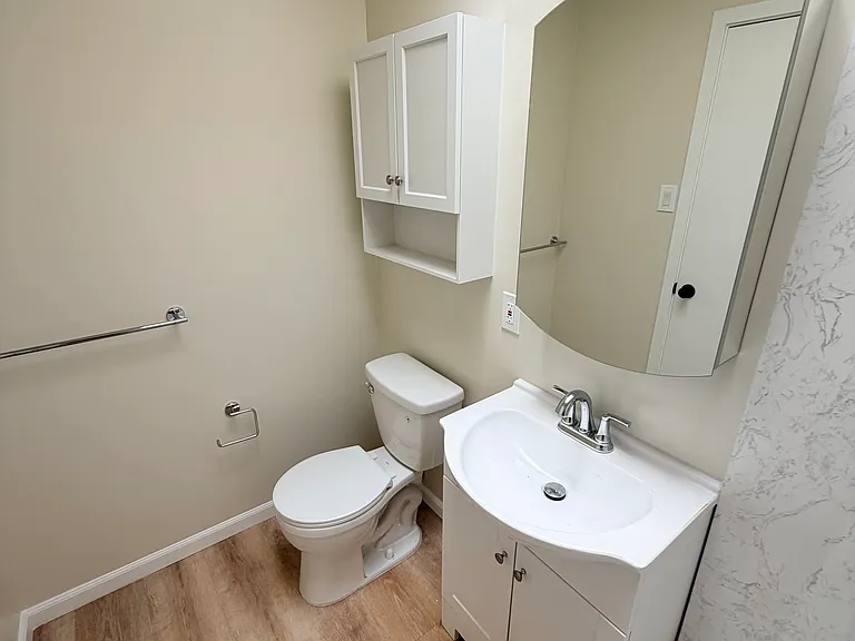 560 26th Ave #12 — Photo 3