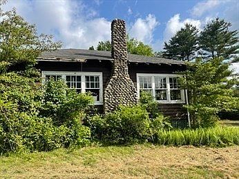 2nd image of 349 Old Fall River Rd