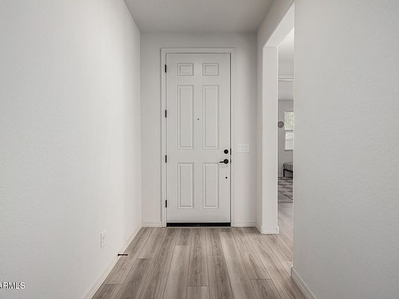 4th image of 32040 N LISADRE Lane