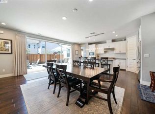 2760 Grant Ln, Alameda, CA 94501