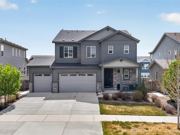 127 N Oak Hill Way, Aurora, CO 80018