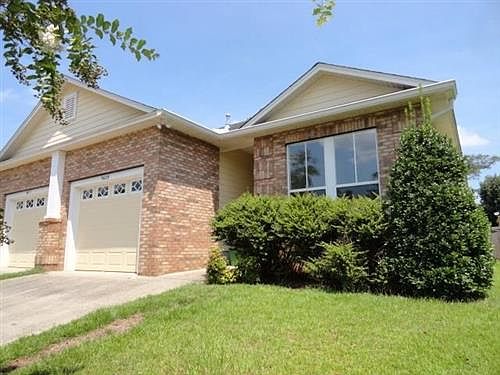 1st image of 5609 Hampton Hill Cir