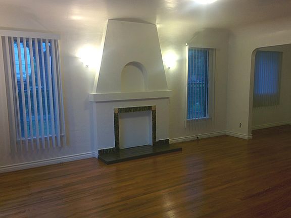 2nd image of 1012 E Garfield Ave #1012