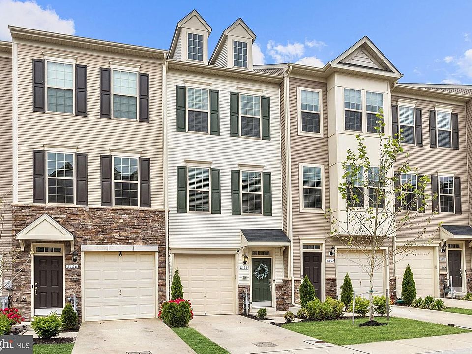 1st image of 8154 Hollow Ct