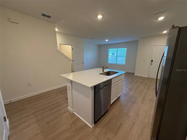 599 Preston Cove Dr — Photo 19