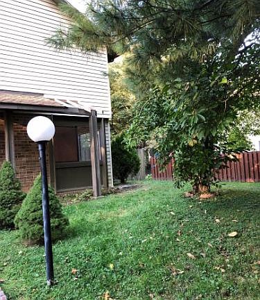 4th image of 5733 Nordeen Oak Ct