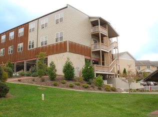Hilltop, Blacksburg, VA 24060
