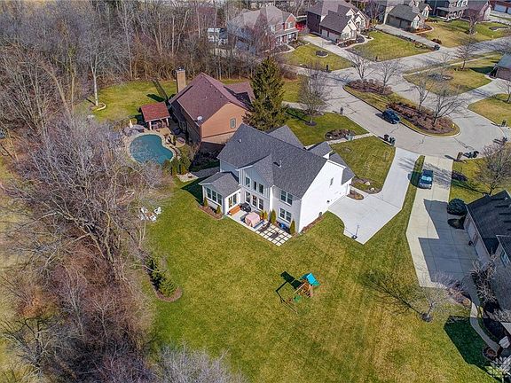 3rd image of 309 Grassy Creek Way